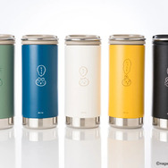 フ!!「ちいかわ」ピースサインが眩しい！落ち着いた色味のコラボ保温・保冷ボトル