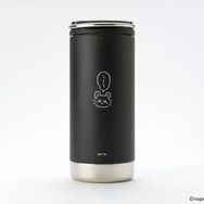 フ!!「ちいかわ」ピースサインが眩しい！落ち着いた色味のコラボ保温・保冷ボトル