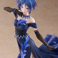 ロングスカートのスリットから魅せる美脚！『デレマス』「速水奏」フィギュアの予約締切が迫る