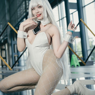 ブラン『勝利の女神:NIKKE』/Chooi Kai Xien( Instagram:kingangelcosplay_)
