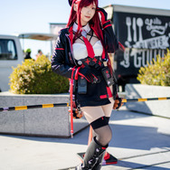 ラピ：レッドフード『勝利の女神：NIKKE』／伊織もえ（X：@iorimoe_five）