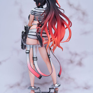 『勝利の女神：NIKKE』から「クエンシー」が立体化！度肝を抜かれる抜群のスタイルや武器兼大型手錠を再現