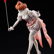 可愛い見た目に騙されるかも…！“HORROR美少女”シリーズ「ペニーワイズ」が再販―足元にも注目
