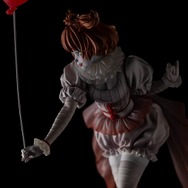 可愛い見た目に騙されるかも…！“HORROR美少女”シリーズ「ペニーワイズ」が再販―足元にも注目