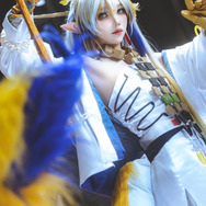 シュウ『アークナイツ』／Storyteller桐子（Weibo：Storyteller桐子）、撮影：教主shadow（Weibo：教主shadow）