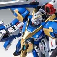 V2 アサルトバスターガンダム」と拡張エフェクトユニット“光の翼