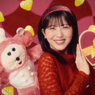 赤見かるび、ガーナチョコレート新CMで“声と歌”を披露!食いしん坊な怪獣役で浜辺美波、江口拓也と共演