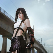 ティファ／半半子（X：@Banbanko_）