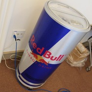 【CEDEC 2010】レッドブル様ありがとう! 眠い受講者に心強い味方が