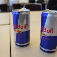 【CEDEC 2010】レッドブル様ありがとう! 眠い受講者に心強い味方が