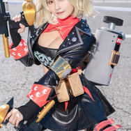 バーニス・ホワイト 『ゼンレスゾーンゼロ』／天音ありぃ（X：@allie_cos）