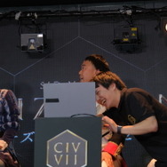 ルー大柴が柴犬のシヴ犬とトゥゲザーしようぜ！？ハプニングだらけで爆笑に包まれた『シドマイヤーズ シヴィライゼーション VII』発売記念イベントレポ