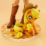 健康的な太ももが立派！「マイリトルポニー」金髪＆褐色な美少女「アップルジャック」フィギュア再登場―山下しゅんや氏のイラストで立体化