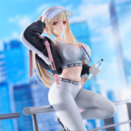 タイトな衣装で豊満ボディがパツパツ…！『アズレン』より「ケルサン」が着せ替え”ホーリー・ランニング”姿で立体化