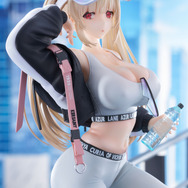 タイトな衣装で豊満ボディがパツパツ…！『アズレン』より「ケルサン」が着せ替え”ホーリー・ランニング”姿で立体化