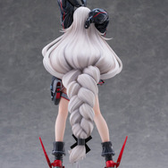 太もも&大胆なポージング！『アズレン』猪突猛進な「プリンツ・ハインリヒ」がゲーム内イラストポーズで立体化―髪のボリューム感もすごい