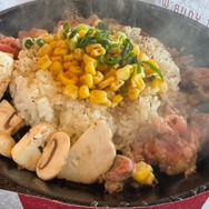 これがアメリカのガンダムベース!ガンプラ無料配布や巨大立像の展示など、家族で楽しめる“体験”を重視した内容に【フォトレポ】