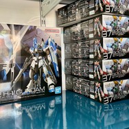 これがアメリカのガンダムベース!ガンプラ無料配布や巨大立像の展示など、家族で楽しめる“体験”を重視した内容に【フォトレポ】