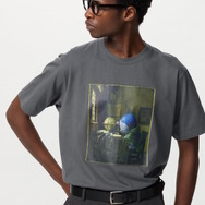 ユニクロから「ドラえもん&ルーヴル美術館UT」が発売！「モナ・リザ」を鑑賞するドラえもんとのび太など、芸術的でカジュアルな4種類