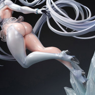 目のやり場に困る超巨大フィギュア!『勝利の女神:NIKKE』より「シンデレラ」が1/4スケールで立体化―豪華版には大ボリュームの兵装「ガラスの靴」を付属