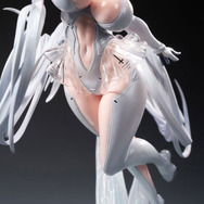 目のやり場に困る超巨大フィギュア!『勝利の女神:NIKKE』より「シンデレラ」が1/4スケールで立体化―豪華版には大ボリュームの兵装「ガラスの靴」を付属