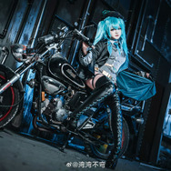 初音ミク／湾湾不弯（Weibo：湾湾不弯）