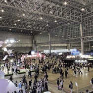 ホロライブの大イベント「hololive SUPER EXPO 2025」行った気分になるかもしれないフォトレポート―等身大フィギュアなど新グッズからメリーゴーランドも!