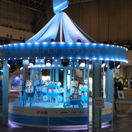 ホロライブの大イベント「hololive SUPER EXPO 2025」行った気分になるかもしれないフォトレポート―等身大フィギュアなど新グッズからメリーゴーランドも!