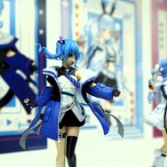 ホロライブの大イベント「hololive SUPER EXPO 2025」行った気分になるかもしれないフォトレポート―等身大フィギュアなど新グッズからメリーゴーランドも!