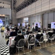 ホロライブの大イベント「hololive SUPER EXPO 2025」行った気分になるかもしれないフォトレポート―等身大フィギュアなど新グッズからメリーゴーランドも!