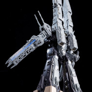 劇場版「超時空要塞マクロス」より「完全変形SDF-1 MACROSS」が