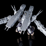 劇場版「超時空要塞マクロス」より「完全変形SDF-1 MACROSS」が再販！要塞型から強行型への変形を完全再現