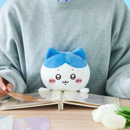 「ちいかわ」たちが“猫背”なあなたをサポート!長時間のデスクワークを癒してくれるぬいぐるみ「ふんばるず」が3月28日発売