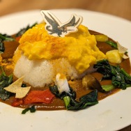 話題の「蜘蛛恐怖症対策モードゼリー」を実食！カプコンカフェの『モンハンワイルズ』コラボメニューは、見ても食べても楽しいぞ