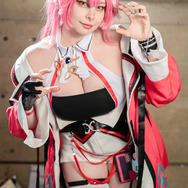 ラオーラ・パンテーラ／ユリコタイガー（X：@YURIKOTIGER）