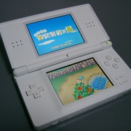 「ニンテンドーDS Lite」が遂に発売に