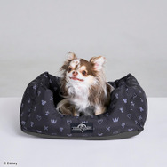 『ドラクエ』スライムのドーム型ハウスや『FF7』バスターソード爪とぎなど、可愛いアイテム多数！スクエニのペットブランド「SQEX PETs」が予約受付中