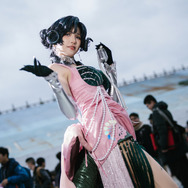 アンジョナナ『リバース:1999』／程千花（Instagram：touki134）