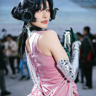 アンジョナナ『リバース:1999』／程千花（Instagram：touki134）