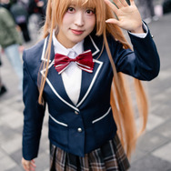 椎名真昼「お隣の天使様にいつの間にか駄目人間にされていた件」／猫田あしゅ（X：@Nekota_Ashu）