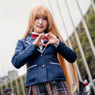 椎名真昼「お隣の天使様にいつの間にか駄目人間にされていた件」／猫田あしゅ（X：@Nekota_Ashu）