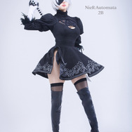 2B『ニーア オートマタ』／ぐりこ（X：@Glico_happy）、ライム（X：@KintaChiro）