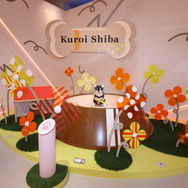 あのヒーローショー衣装を細部まで…！「にじさんじフェス展」会場レポートー173名のパネル展示は圧巻すぎた