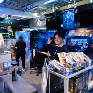 公式生放送「りね2てれび 新生リネージュ2『EVA』記念生放送」でMCを務めたフリーキャスターの「吉﨑智宏」さん