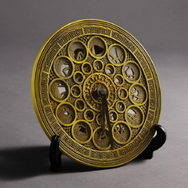 獣狩りの夜にふさわしい―『Bloodborne』大聖堂を模した「置き時計」やカインの証付き「ワイングラス」などが高級感抜群