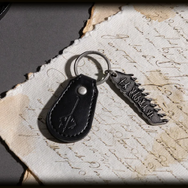 獣狩りの夜にふさわしい―『Bloodborne』大聖堂を模した「置き時計」やカインの証付き「ワイングラス」などが高級感抜群