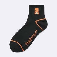 GUから『ポケモン』コラボアパレルが4月25日発売!ピカチュウ、リザードン、ミュウツーらを懐かしのドット絵でデザイン