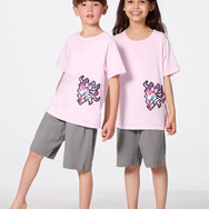 GUから『ポケモン』コラボアパレルが4月25日発売!ピカチュウ、リザードン、ミュウツーらを懐かしのドット絵でデザイン