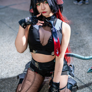 ジェーン『ゼンレスゾーンゼロ』／Tsuru 鶴葵（Instagram：tsuru_cos_aoi）