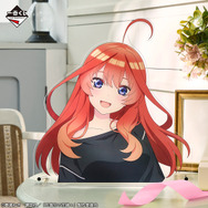 一番くじ「五等分の花嫁」全ラインナップ公開！“特別な日”を過ごせる新規描き下ろしの特大パネル、バストアップアクリルボードが登場